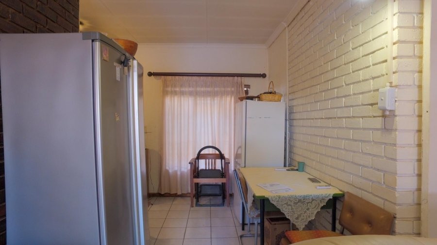 2 Bedroom Property for Sale in Rustenburg Central North West